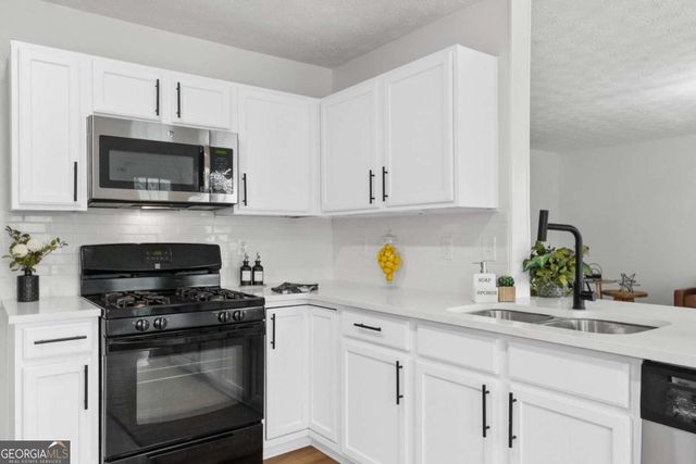 2337 Copper Grove Lane, Buford, GA 30518