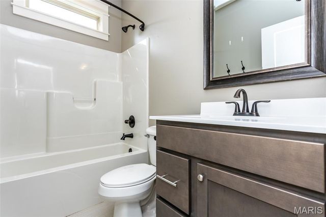 3841 Ember Court, Edwardsville, IL 62025