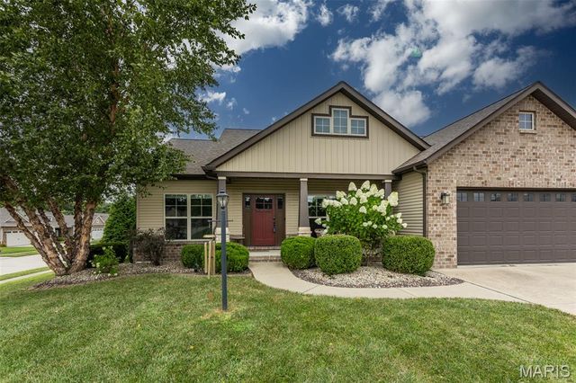 3841 Ember Court, Edwardsville, IL 62025