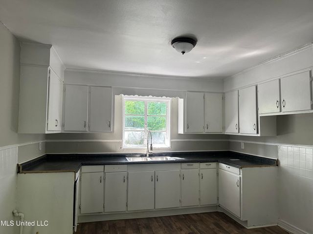 3251 Corey Drive, Jackson, MS 39212