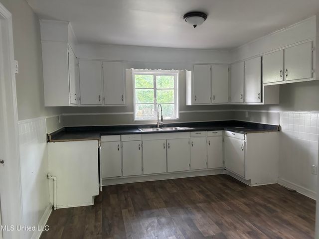 3251 Corey Drive, Jackson, MS 39212