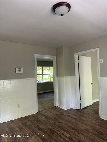 3251 Corey Drive, Jackson, MS 39212