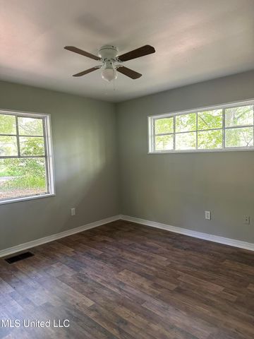 3251 Corey Drive, Jackson, MS 39212
