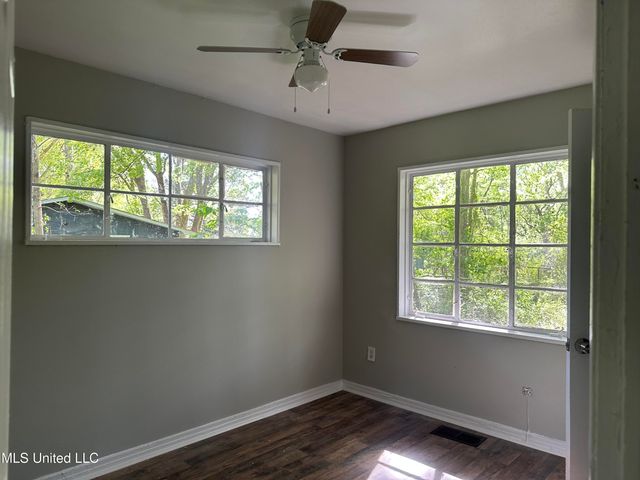 3251 Corey Drive, Jackson, MS 39212