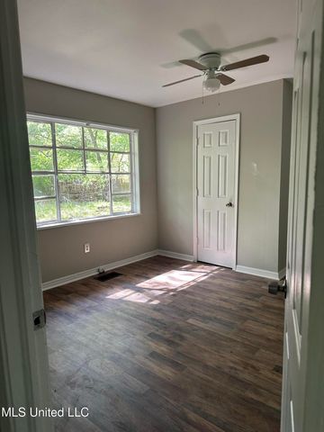 3251 Corey Drive, Jackson, MS 39212