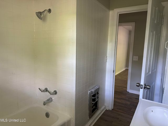 3251 Corey Drive, Jackson, MS 39212