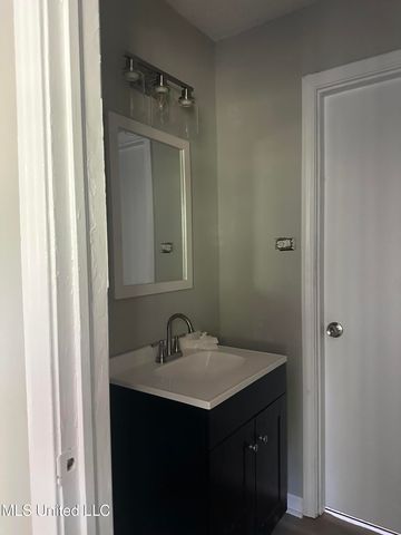 3251 Corey Drive, Jackson, MS 39212