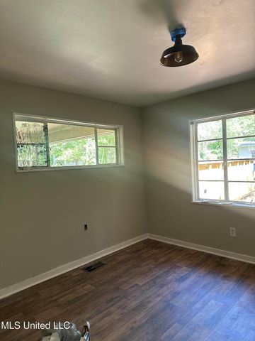 3251 Corey Drive, Jackson, MS 39212