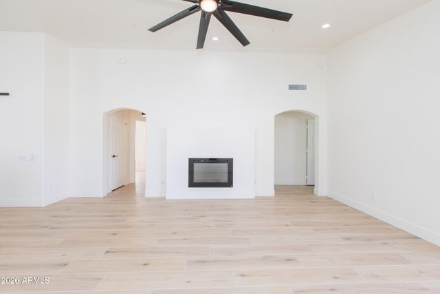 23554 N 73RD Place, Scottsdale, AZ 85255