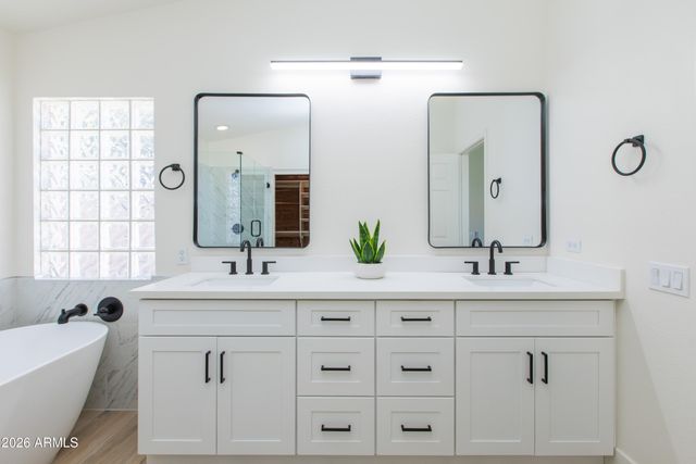 23554 N 73RD Place, Scottsdale, AZ 85255
