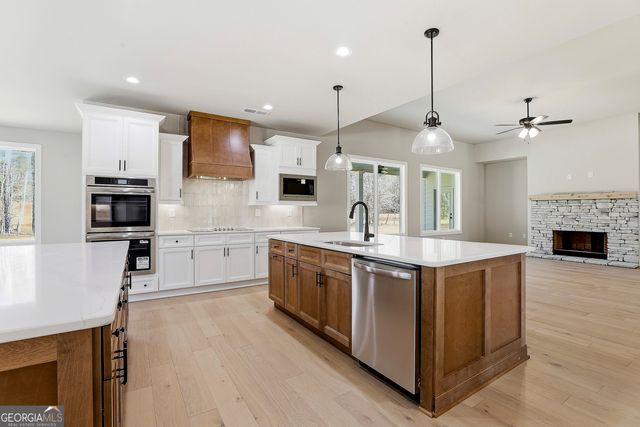 216 Tattersall Way, Senoia, GA 30276