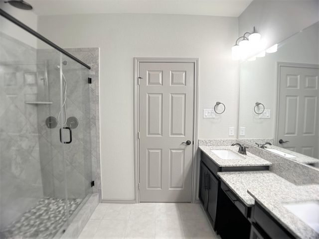 8656 Hollyoaks Creek Lane, Houston, TX 77063