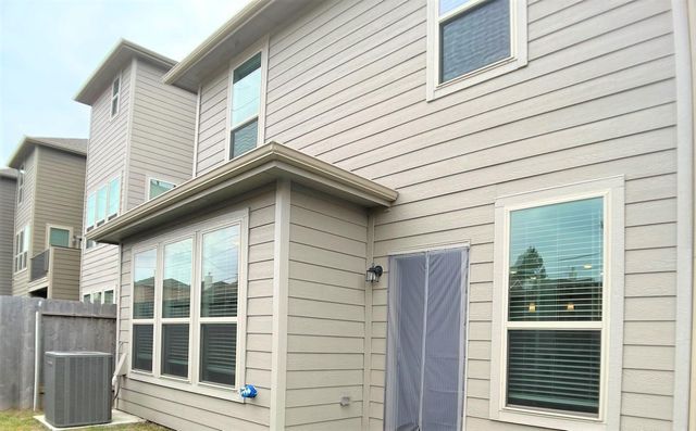 8656 Hollyoaks Creek Lane, Houston, TX 77063