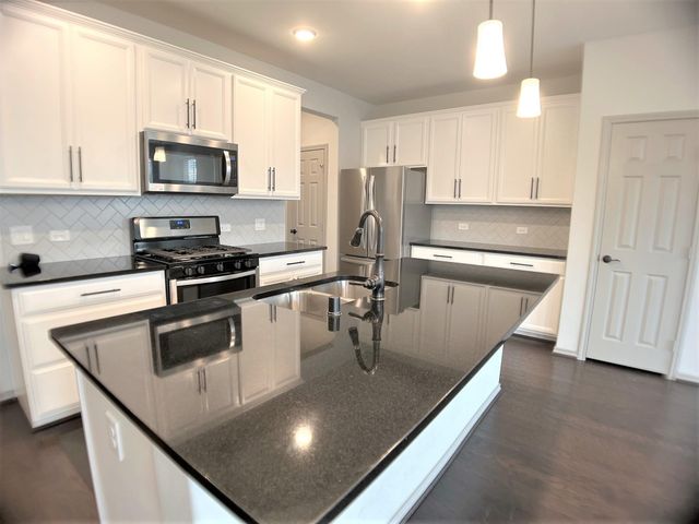 8656 Hollyoaks Creek Lane, Houston, TX 77063