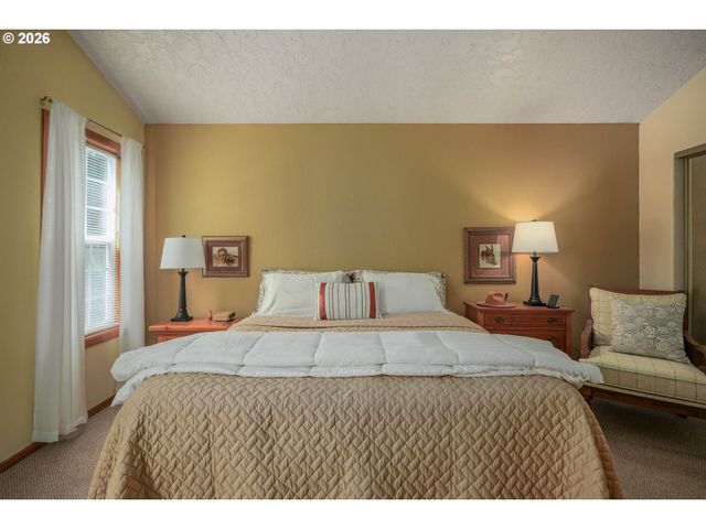 1522 CORUM Ct, Salem, OR 97304