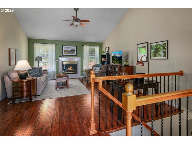 1522 CORUM Ct, Salem, OR 97304