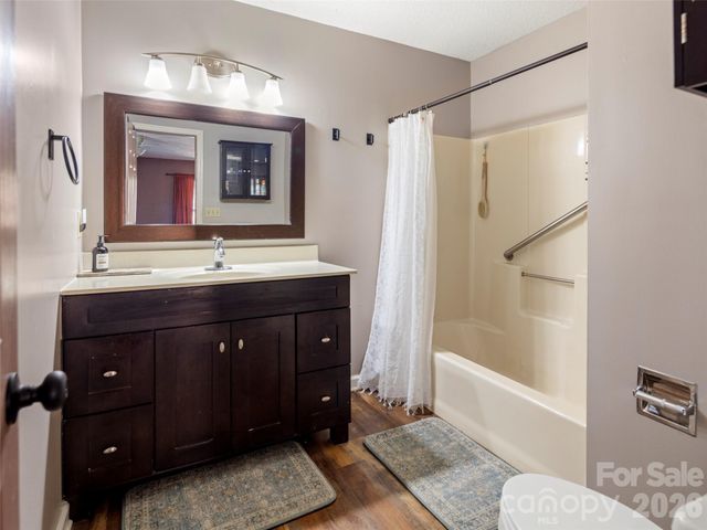 111 Averys Creek Lane, Arden, NC 28704