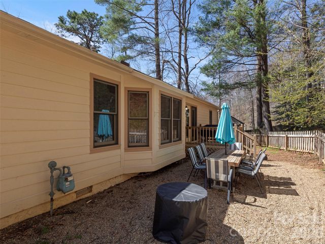 111 Averys Creek Lane, Arden, NC 28704