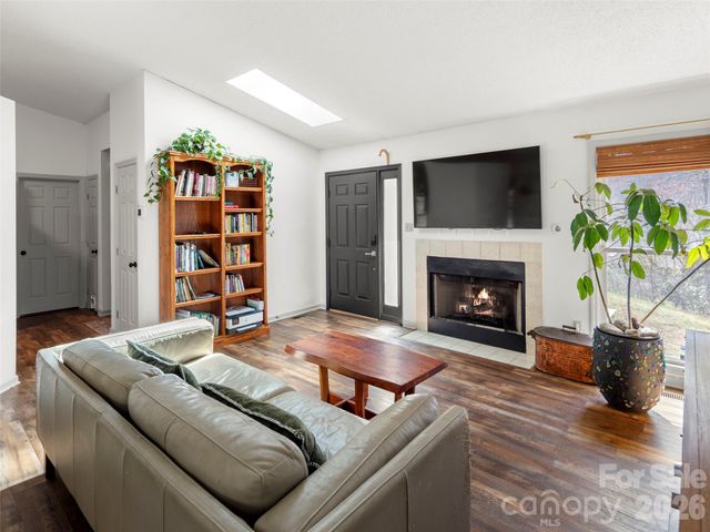 111 Averys Creek Lane, Arden, NC 28704