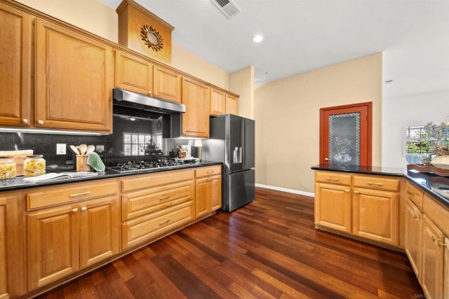 8812 Diamondback Dr., Santee, CA 92071
