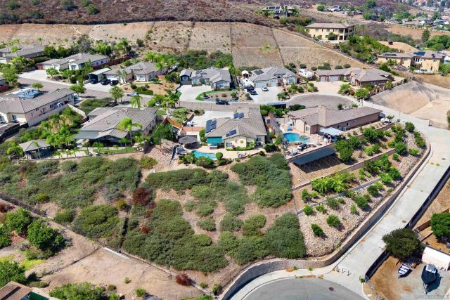 8812 Diamondback Dr., Santee, CA 92071