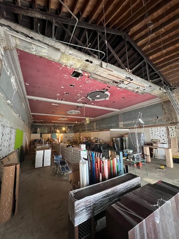 4750 N Milwaukee Avenue, Chicago, IL 60630