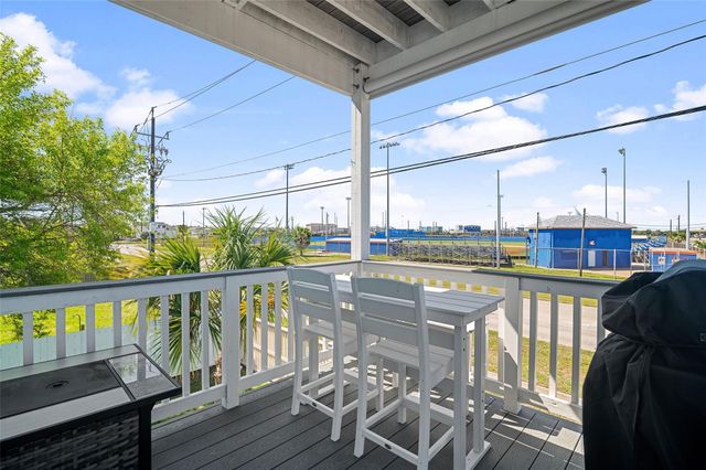 8029 Beluche Drive, Galveston, TX 77551