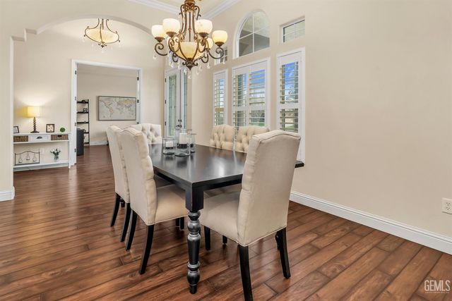 405 Copinsay Court, Bakersfield, CA 93312