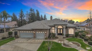 405 Copinsay Court, Bakersfield, CA 93312