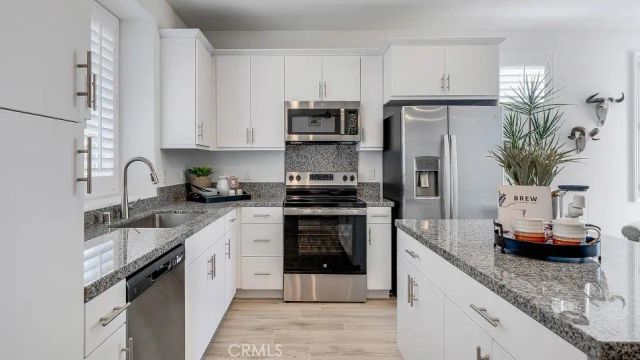 1275 Galaxy Way, Rialto, CA 92376