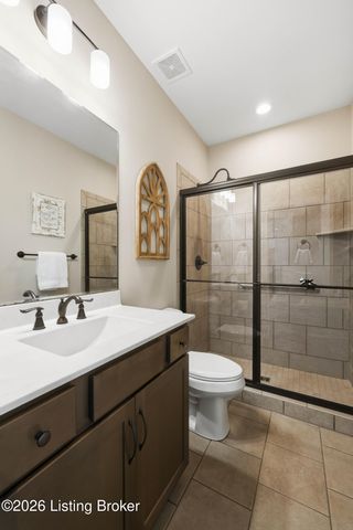 16123 Cumberland Lake Cir, Louisville, KY 40245