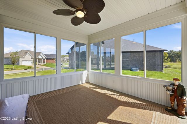 16123 Cumberland Lake Cir, Louisville, KY 40245