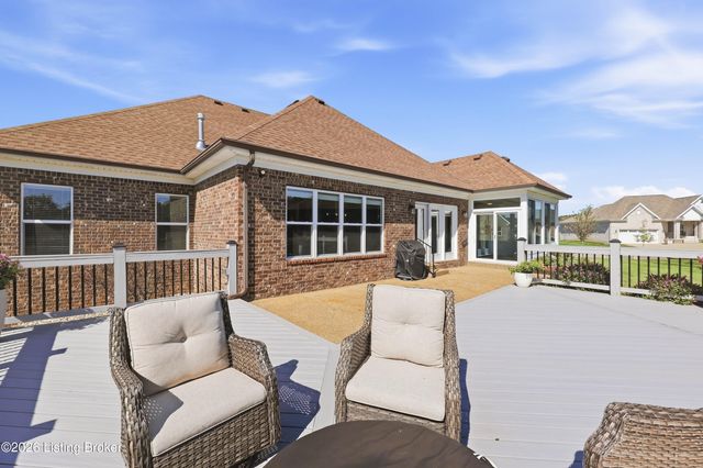16123 Cumberland Lake Cir, Louisville, KY 40245