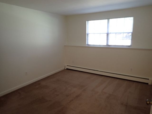 51 Jacqueline Road 3, Waltham, MA 02452