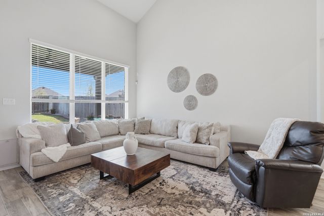 28920 Windlesham Way, San Antonio, TX 78260