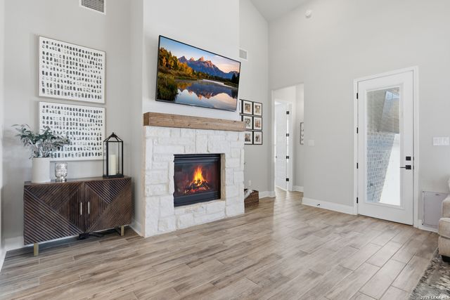 28920 Windlesham Way, San Antonio, TX 78260