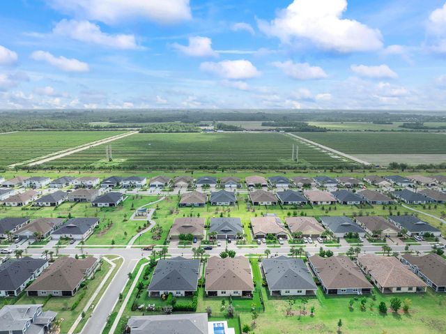 19036 Broad Shore Walk, The Acreage, FL 33470