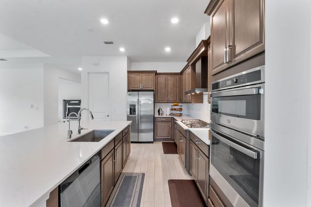 19036 Broad Shore Walk, The Acreage, FL 33470