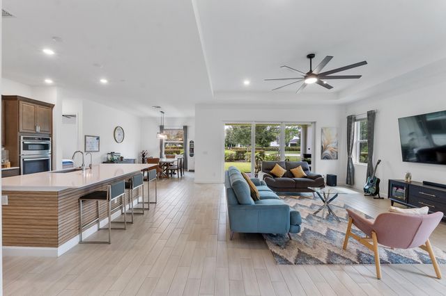 19036 Broad Shore Walk, The Acreage, FL 33470