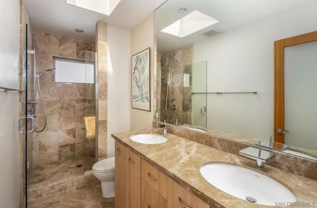 2247 El Amigo Rd, Del Mar, CA 92014