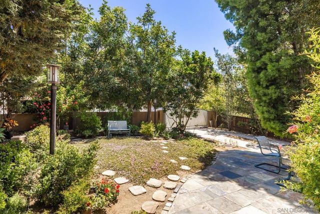 2247 El Amigo Rd, Del Mar, CA 92014