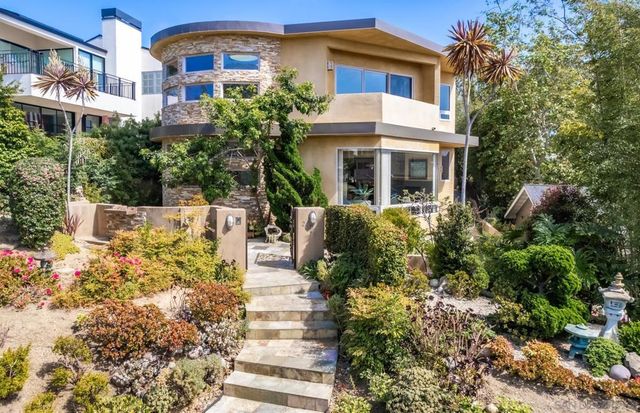 2247 El Amigo Rd, Del Mar, CA 92014