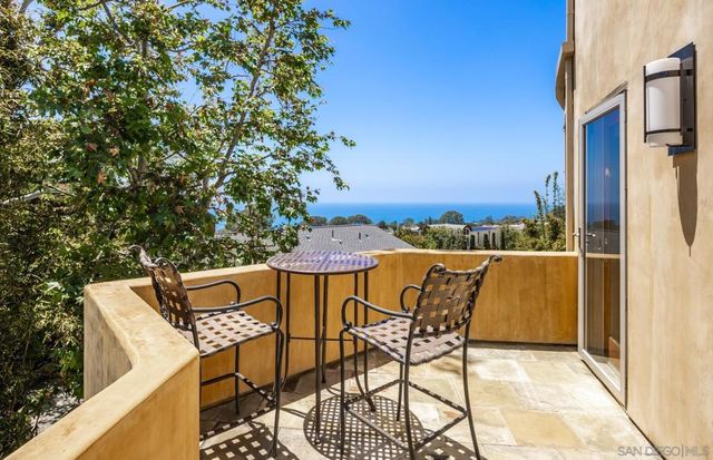 2247 El Amigo Rd, Del Mar, CA 92014