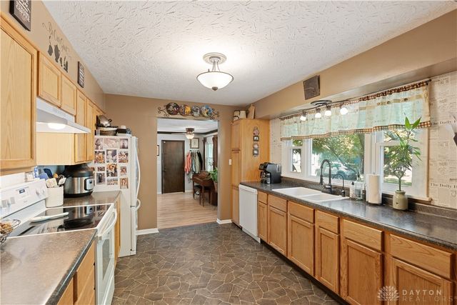 4931 Central Avenue, Middletown, OH 45044