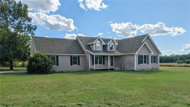 2661 Nebraska Road, Laharpe, KS 66751
