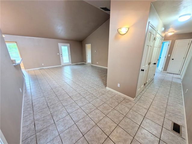 2661 Nebraska Road, Laharpe, KS 66751