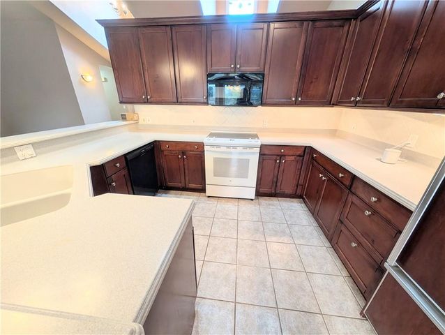 2661 Nebraska Road, Laharpe, KS 66751