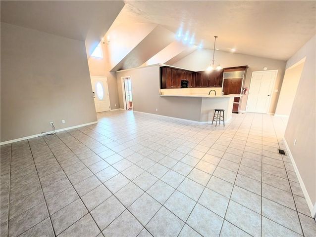 2661 Nebraska Road, Laharpe, KS 66751