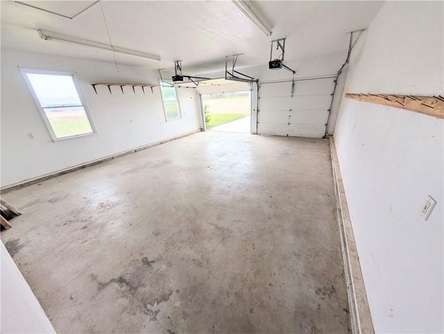 2661 Nebraska Road, Laharpe, KS 66751