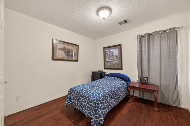11916 Palmsprings Drive, Houston, TX 77034